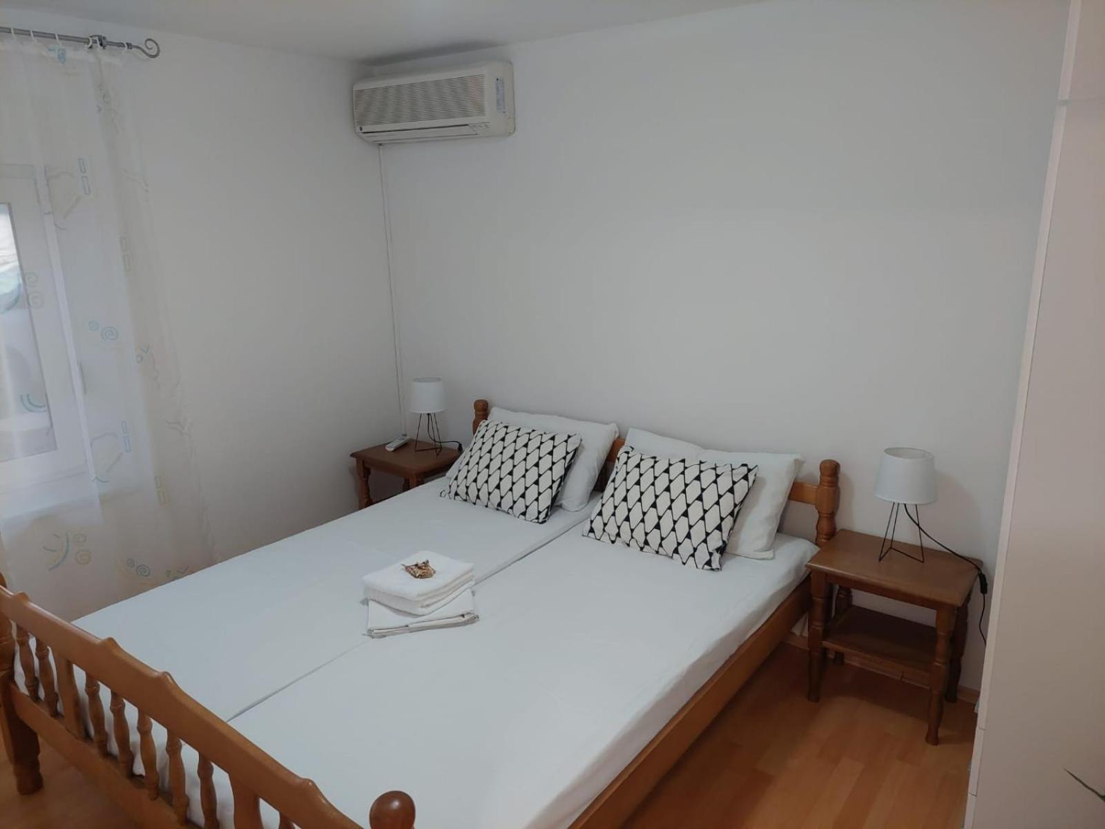 Apartman Luka Klenovica Kültér fotó