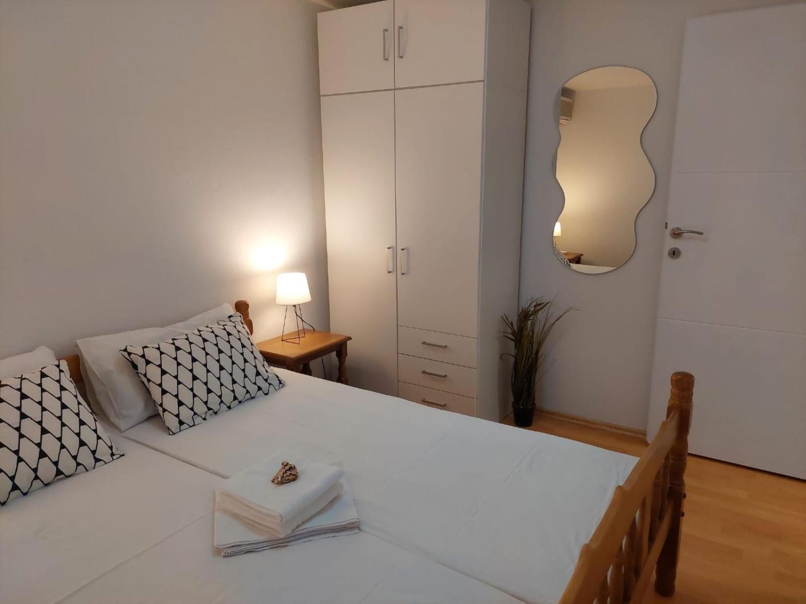 Apartman Luka Klenovica Kültér fotó